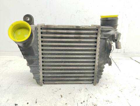 Intercooler Volkswagen Golf 25 ANIVERSARIO BERLINA 101CV 74KW