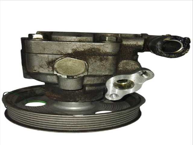 Foto 2ª: Bomba de Direccion Audi A4 2.0 TFSI QUATTRO (2009)