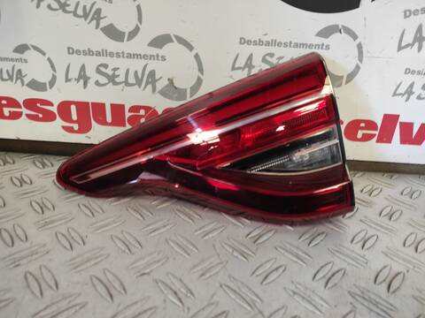 Piloto Portón Derecho Renault Clio H4D470