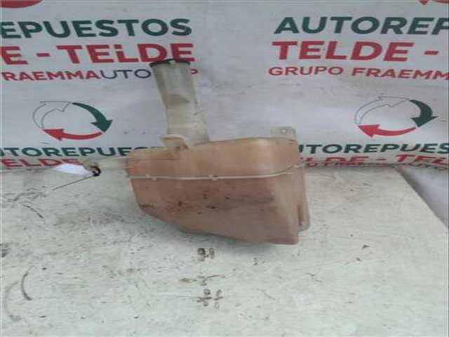 Deposito Limpiaparabrisas Toyota Celica 1.6 LIFTBACK AT 180)