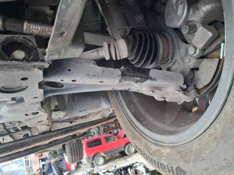 Brazo Suspension Delantero Izquierdo Peugeot 3008 ALLURE 131CV 96KW