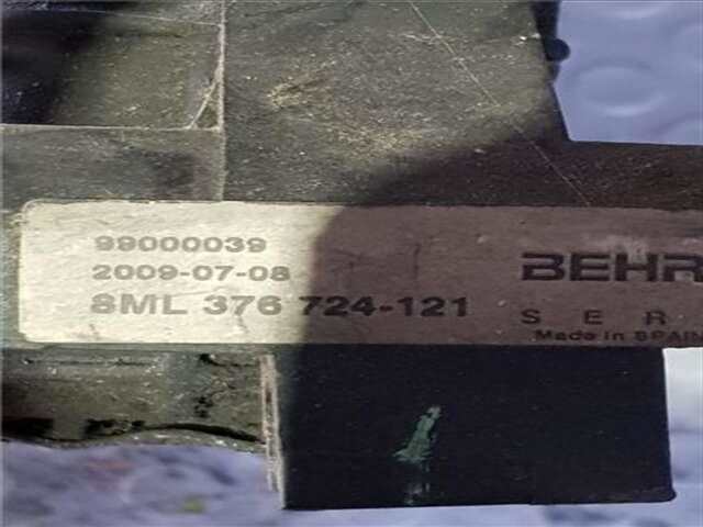 Foto 3ª: Intercooler Mercedes Vito 2.2 110 CDI (638.094) [2.2 LTR. - 75 KW 16V CDI TURBODIESEL CAT] [611980]