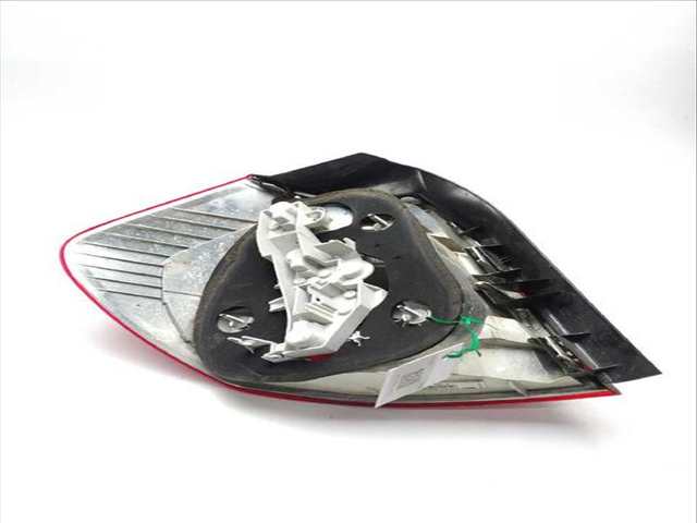 Foto 2ª: Piloto Trasero Derecho Bmw Serie 1 114 118 D (2006)