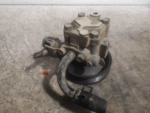 Bomba Servodireccion Kia Carnival J3