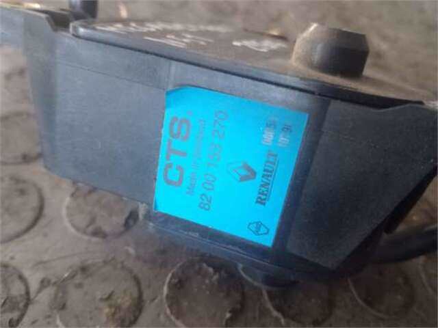 Foto 2ª: Pedal Acelerador Renault Megane 1.9 CONFORT AUTHENTIQUE [1.9 LTR. - 88 KW DCI DIESEL] II BERLINA 5P (10.2002-_) [F9Q B8]
