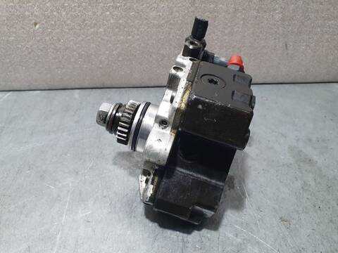 Foto 3ª: Bomba Inyeccion Mercedes Clase B 150 200 CDI 245.208) 140CV 103KW [OM640941] (2005)