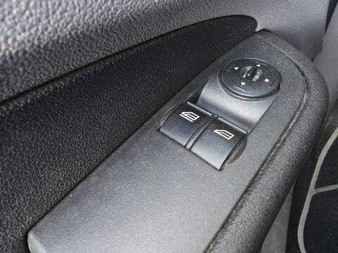 Foto 4ª: Botonera Elevalunas Ford Focus 1.6 TDCI CAT BERLINA 109CV 80KW [G8DB] (2008)