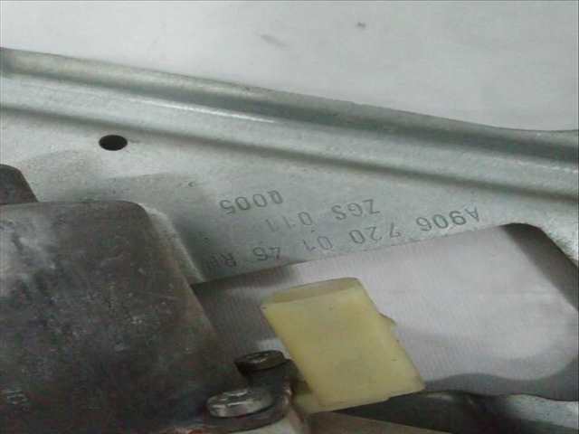 Foto 3ª: Elevalunas Eléctrico Delantero Derecho Mercedes Sprinter 209 CDI 906.611 906.613) 88CV 65KW FURGONETA [OM 646.984] (2025)
