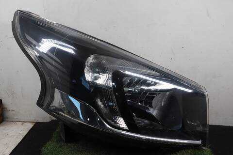 Faro Derecho Opel Vivaro FURGON L1H1 2.9T EXPRESSION 114CV 84KW