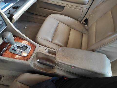 Consola Central Audi A4 ALT BERLINA