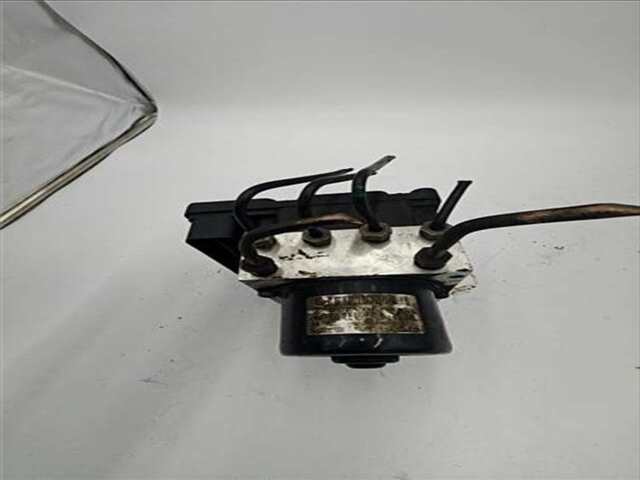 Foto 3ª: Abs Volvo S40 2.0 D KINETIC [2.0 LTR. - 100 KW DIESEL CAT (1997 CM3)] [D4204T]