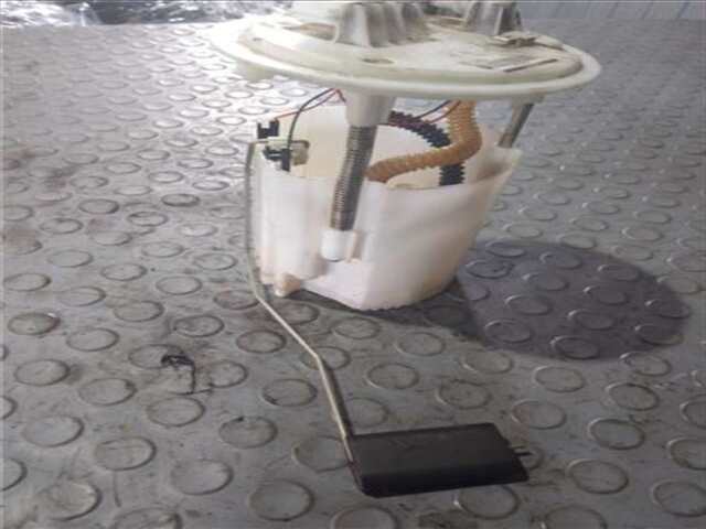 Foto 3ª: Aforador Renault Megane 1.5 AUTHENTIQUE [1.5 LTR. - 63 KW DCI DIESEL CAT] III BERLINA 5P (2008-_)