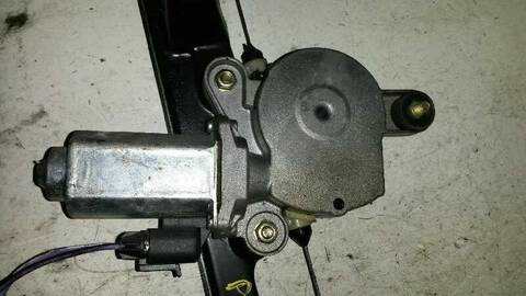 Foto 2ª: Elevalunas Eléctrico Delantero Izquierdo Fiat Punto 1.2 CAT BERLINA 60CV 44KW [188 A4.000] (1999)