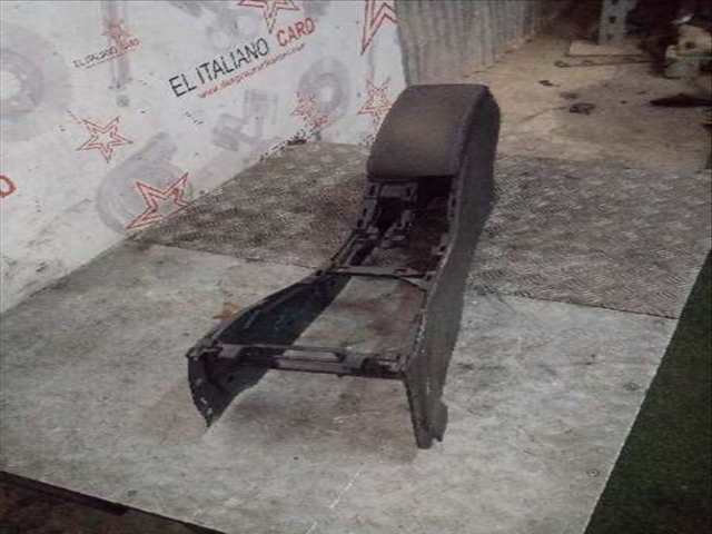 Foto 3ª: Consola Central Renault Megane EXPRESSION BERLINA 110CV 81KW III BERLINA 5 P [K9KA6] (2013)