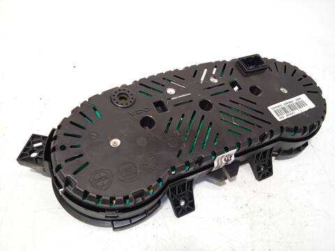 Foto 4ª: Cuadro de Instrumentos Iveco Daily 33S15 35S15 35C15 146CV 107KW [F1AFL411C] (2015)