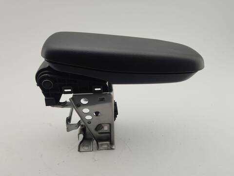Consola Central Toyota Yaris MXPJ1) 1.5 HYBRID 92CV