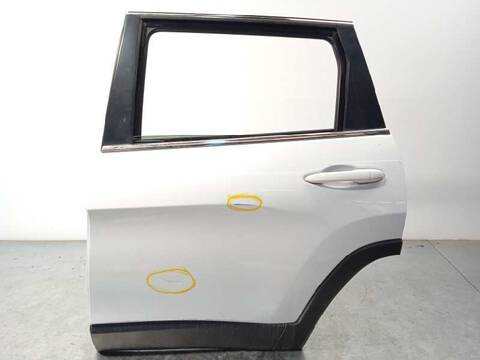 Puerta Trasera Izquierda Jeep Cherokee LIMITED 4WD 200CV 147KW