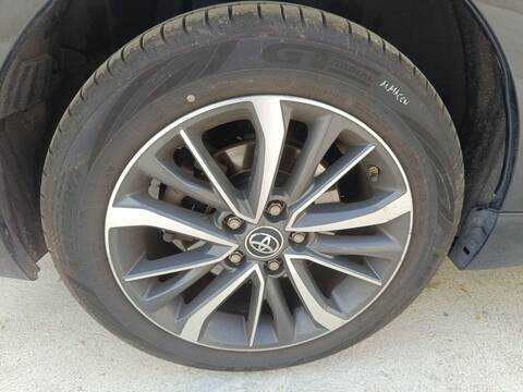 Foto 3ª: Juego LLantas Toyota Avensis EXECUTIVE 143CV 105KW (2015)