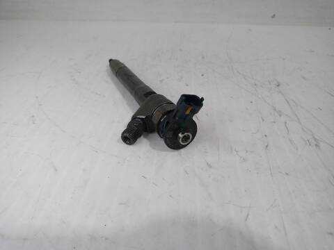 Foto 3ª: Inyectores Renault Trafic L1H1 2 7T 95CV [R9M413] (2014)