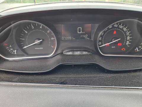 Foto 2ª: Cuadro de Instrumentos Peugeot 208 68CV [HM01] (2017)
