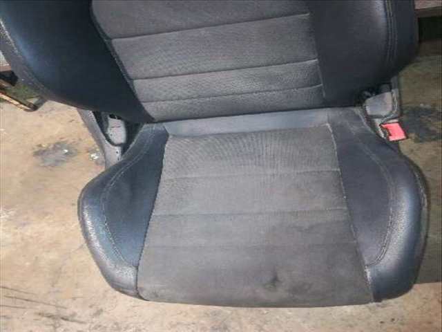 Foto 2ª: Asiento Delantero Derecho Mercedes Clase C 160 C 220 CDI BLUEEFFICIENCY 204.302) COUPE 170CV 125KW [651911] (2011)