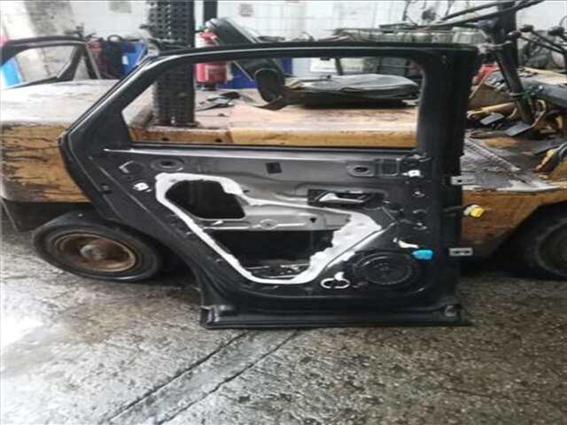 Foto 2ª: Puerta Trasera Izquierda DS 7 1.5 PERFORMANCE LINE [1.5 LTR. - 96 KW BLUE-HDI FAP] [YHZ / DV5RC]