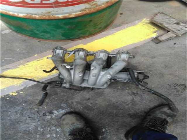 Colector Admisión Toyota Corolla 1.6