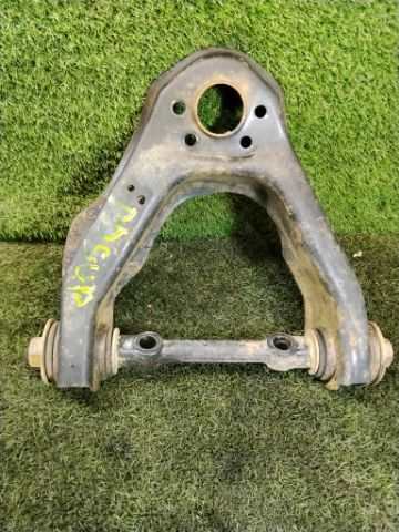 Brazo Suspension Delantero Derecho Nissan Terrano 2.7 TD TI 5P