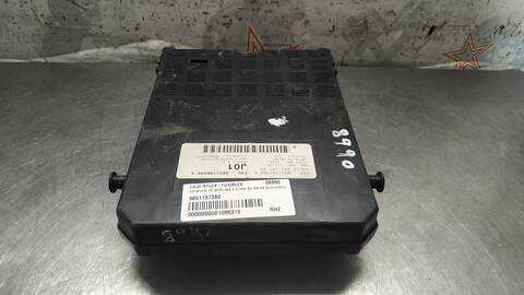 Foto 3ª: Caja Reles Fusibles Citroen C5 2.0 HDI 90 SX/SX AUTOMATICO BERLINA 109CV 80KW [RHZ] (2004)