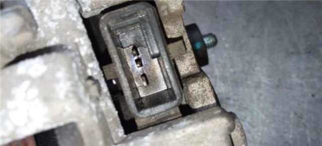 Foto 2ª: Alternador Daewoo Nubira 1.6 CLASSIC SE [1.6 LTR. - 78 KW CAT]