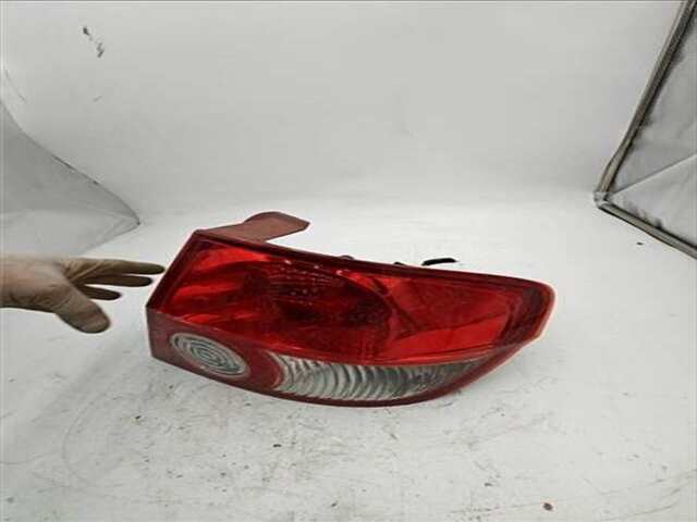 Foto 2ª: Piloto Trasero Derecho Hyundai Getz 1.1 BÁSICO [1.1 LTR. - 46 KW 12V CAT] [G4HD]