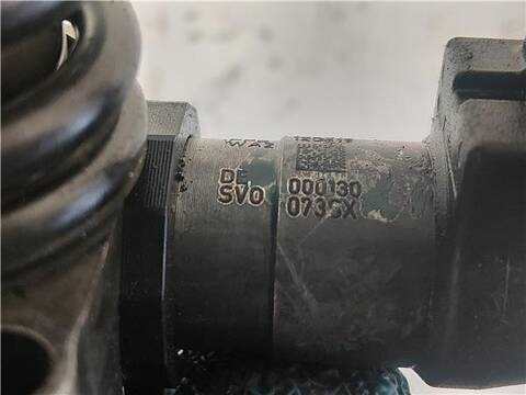 Foto 3ª: Inyectores Volkswagen Passat 2.0 TDI 16V BERLINA 140CV 103KW [BKP] (2005)