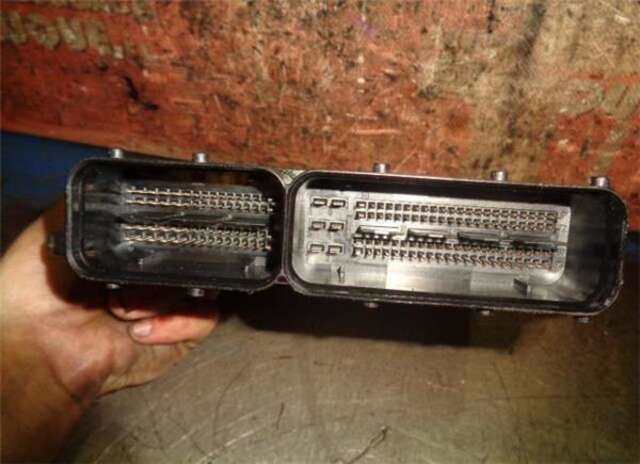 Foto 2ª: Centralita Motor ECU Audi A4 2.0 TDI (140CV) [BRE]