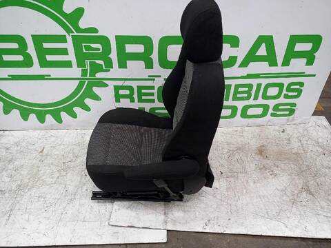 Foto 2ª: Asiento Delantero Derecho Peugeot 307 1.6 16V CAT 109CV [9HY] (2002)