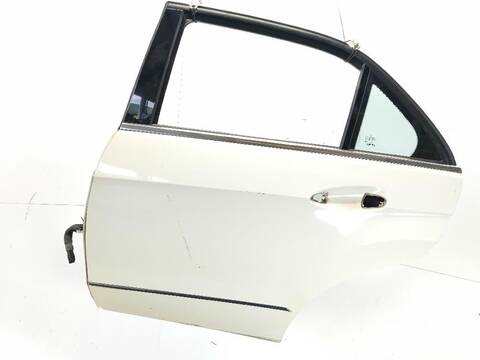 Puerta Trasera Izquierda Mercedes Clase E 180 E 220 CDI - BLUETEC 212.001 212.002)