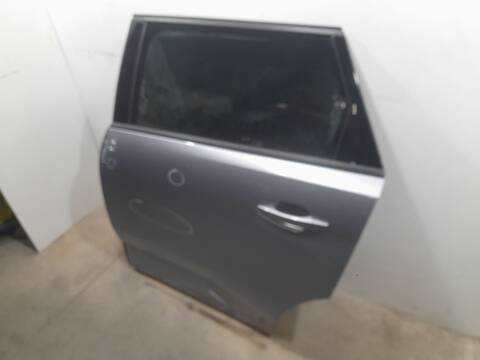 Foto 3ª: Puerta Trasera Izquierda Peugeot 5008 1.2 HYBRID MRHNYH MRHNYW MRHNSU MRHNSM MRHPY) 136CV 100KW [HN09] (2024)