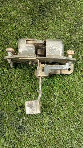 Foto 2ª: Cerradura Maletero Portón Nissan Patrol 3.3 D SD33 5P (1989)