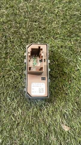 Foto 4ª: Caja Reles Fusibles Peugeot 508 2.0 D SW HDI [RH02] (2012)