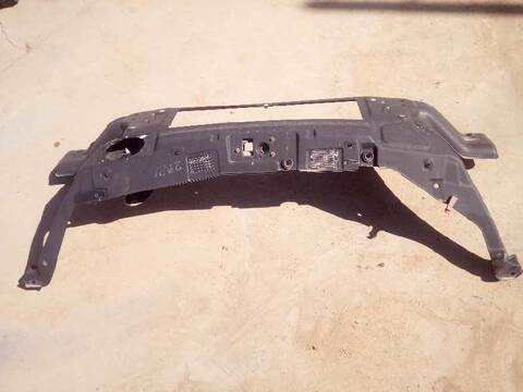 Foto 1ª: Panel Frontal Iveco Daily EINZELKABINE 35 C... RADSTAND 4100 146CV 107KW [F1CE3481J·B] (2013)