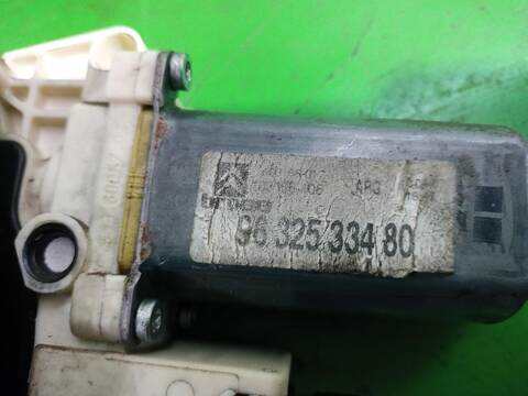 Foto 2ª: Elevalunas Manual Trasero Izquierdo Citroen C5 ATTRACTION 109CV [9HYDV6TED4] (2004)