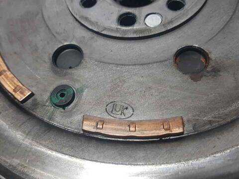 Foto 2ª: Volante Motor Renault Megane 1.5 BLUE DCI DIESEL FAP BERLINA 115CV 85KW IV BERLINA 5P [K9K872] (2015)