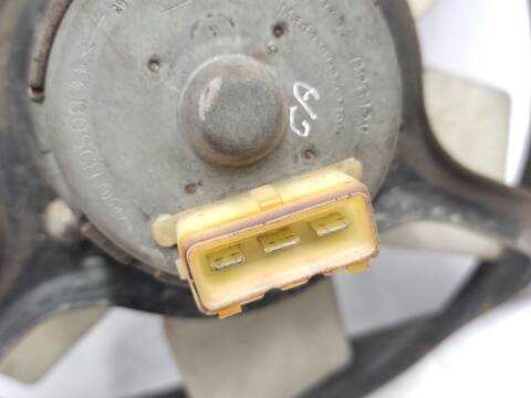 Foto 3ª: Electroventilador Volkswagen Golf 1.6 75CV 55KW [EZ] (1990)
