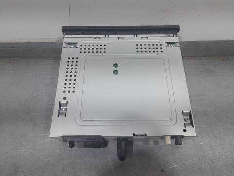 Foto 3ª: Sistema Audio Radio CD Mercedes Sprinter 314 CDI RWD 907.631 907.633 907.635 907.637) 143CV 105KW FURGONETA [651958] (2022)