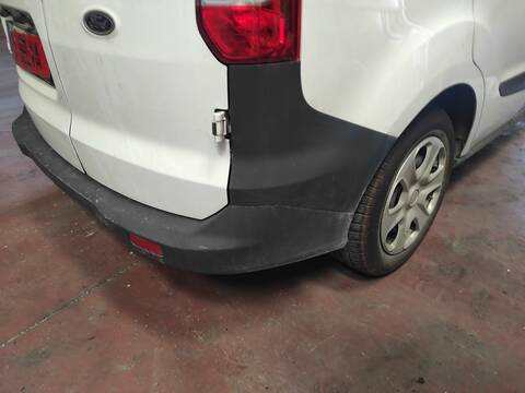 Foto 2ª: Paragolpes Trasero Ford Tourneo SFCF (2019)