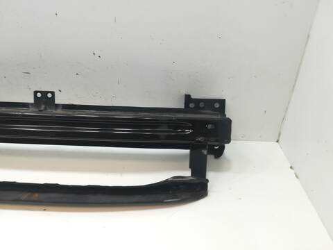 Foto 3ª: Refuerzo Paragolpes Delantero Volkswagen Tiguan CBAB (2008)