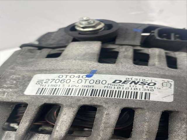 Foto 2ª: Alternador Toyota Auris 1.6 16V CAT 124CV 91KW [1ZR-FE] (2010)