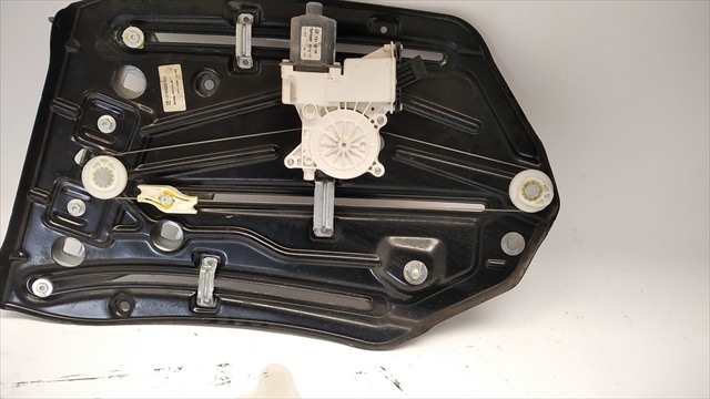 Foto 4ª: Elevalunas Eléctrico Trasero Derecho Opel Astra 1.9 DIESEL [Z19DTH] (2008)