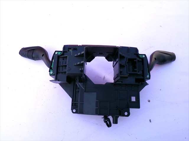 Foto 2ª: Mando Multifuncion Ford Focus 1.5 TDCI 2014-2018 [XWDA] (2018)