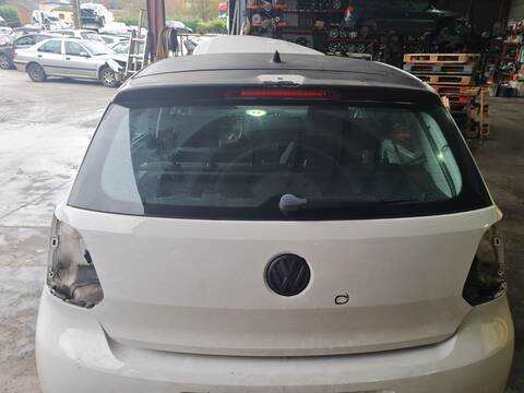 Portón Volkswagen Polo ADVANCE 90CV 66KW