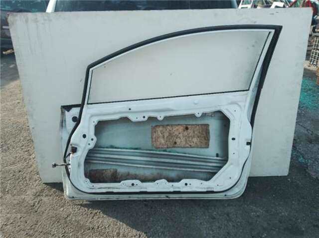 Foto 2ª: Puerta Delantera Derecha Ford Fiesta 1.6 SPORT [1.6 LTR. - 70 KW TDCI CAT]